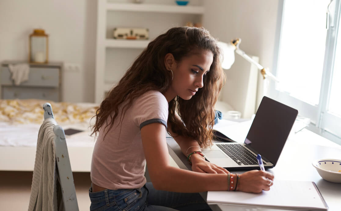 Online Twelfth Grade image 25 (name Dual)